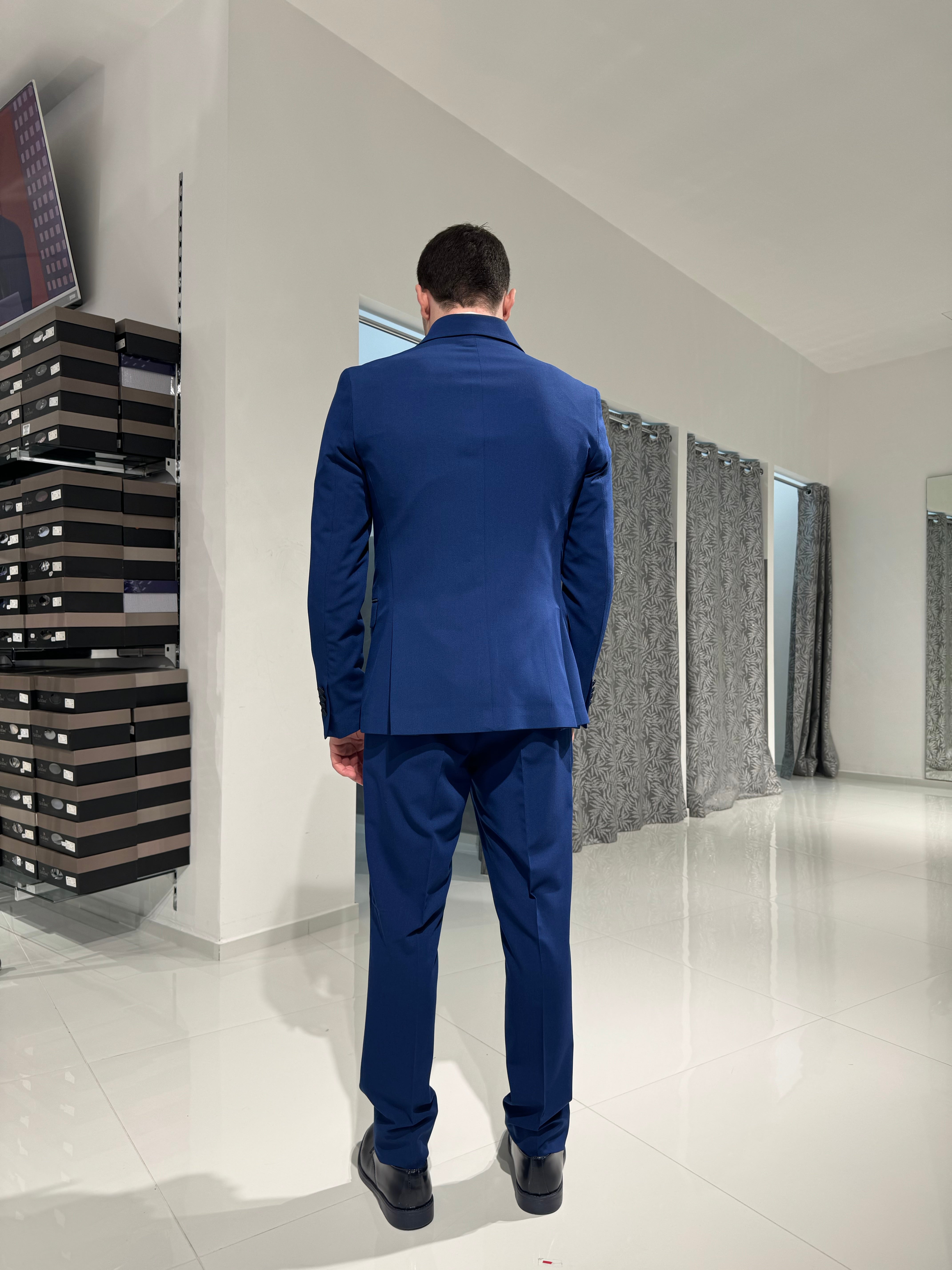 BLUETTE DOUBLE BREASTED TUXEDO