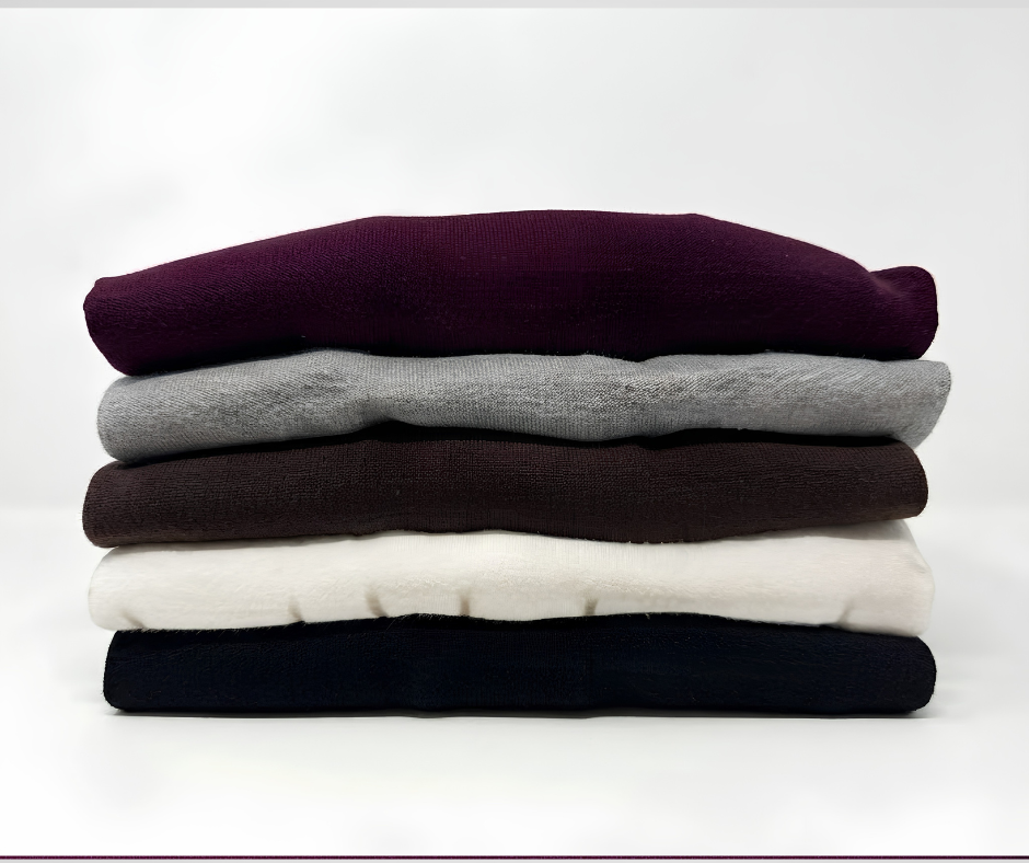 MAGLIONE CON COLLO IMPREZIOSITO