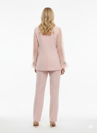 TAILLEUR PIUME