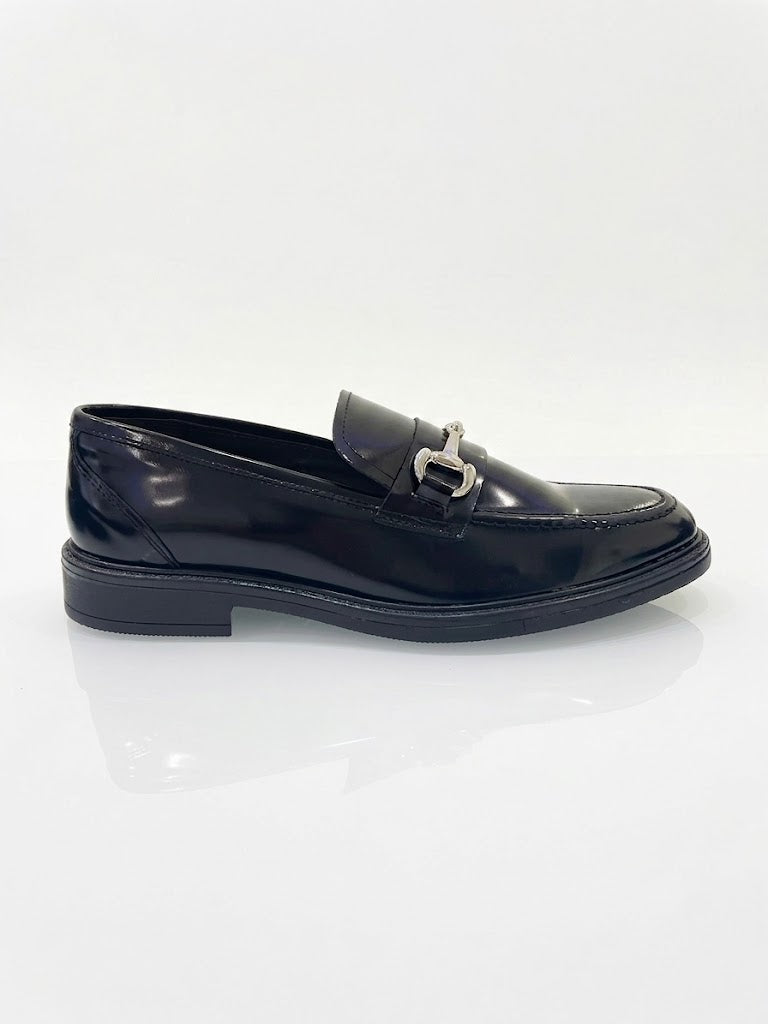 BLACK BUCKLE LOAFER
